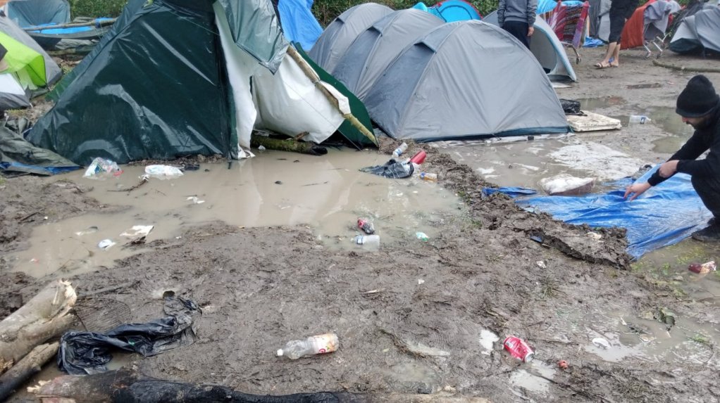 Tempête Aurore : « Beaucoup de tentes se sont envolées ou n’ont pas supporté le poids de l’eau »