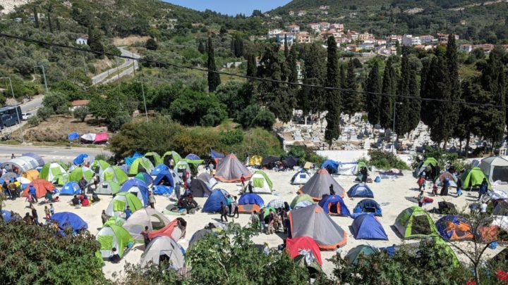 Des morsures de rats, de serpents… Le camp de Samos face à un désastre sanitaire