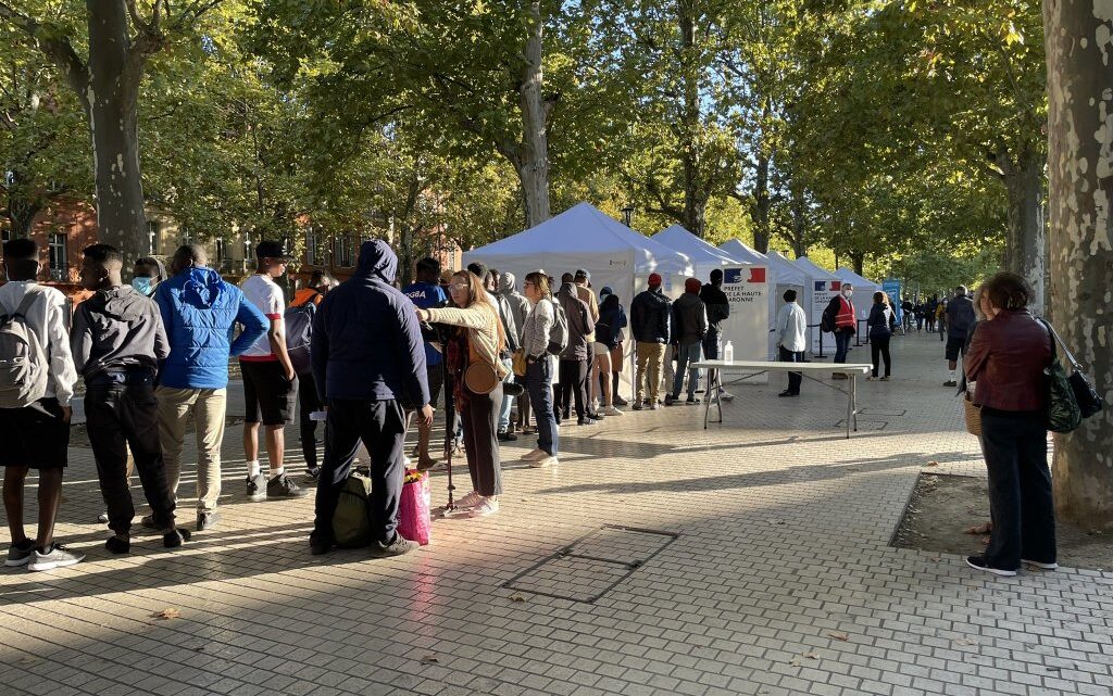 Toulouse : les jeunes migrants qui campaient devant le palais de justice ont été évacués