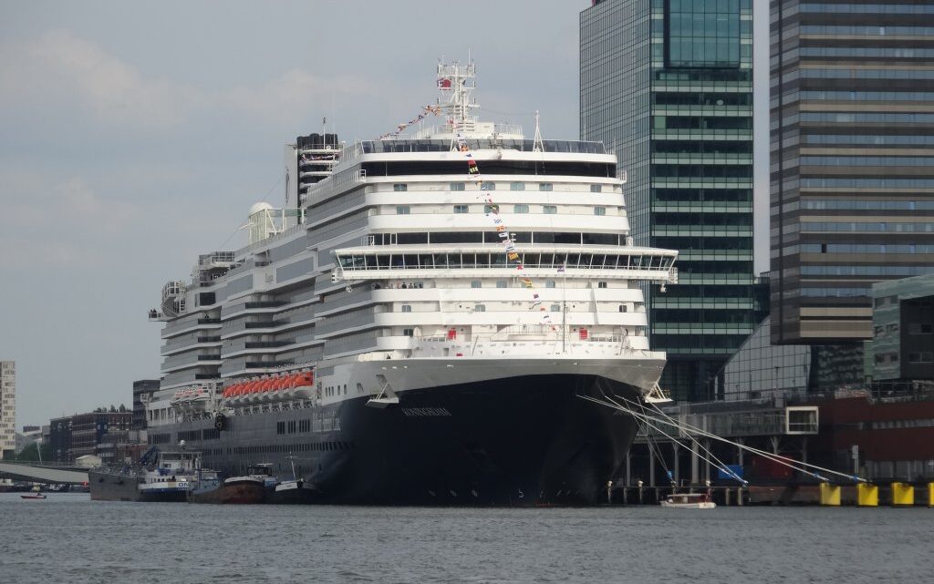 Pays-Bas : au moins 1 000 migrants vont être logés sur un bateau de croisière à Amsterdam